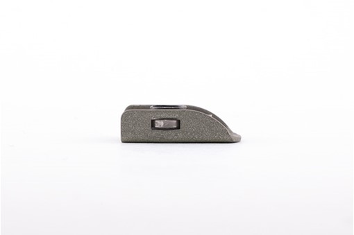 CB8011 - One-Lug Clip-Retained Nutplate